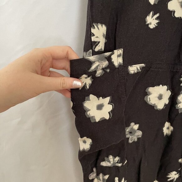 Urban Outfitters XS Black Floral Patterned Relaxed Fit Pants With Pockets - Picture 3 of 9